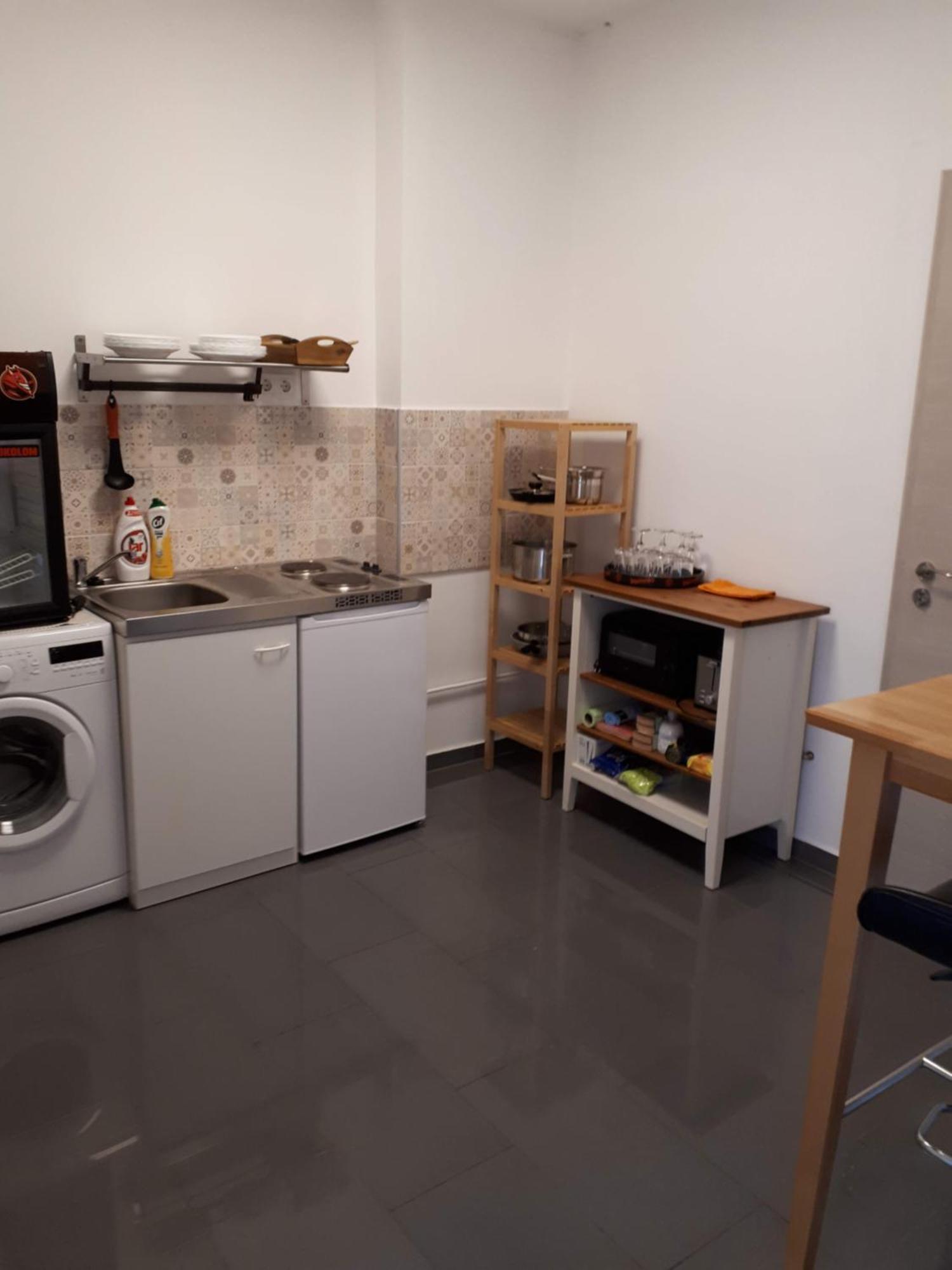 Kertvarosi Apartman Tiszaújváros 外观 照片