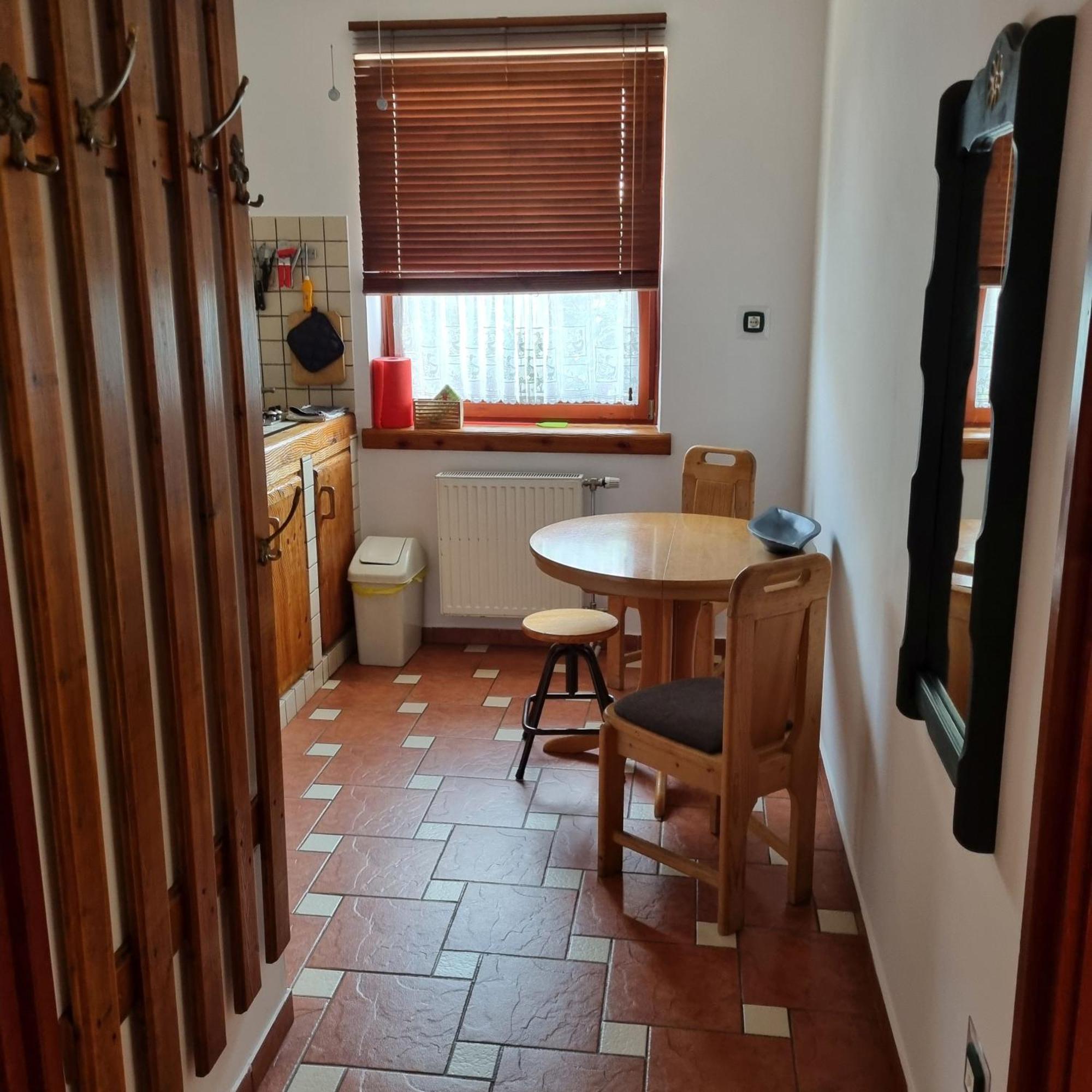 Kertvarosi Apartman Tiszaújváros 外观 照片