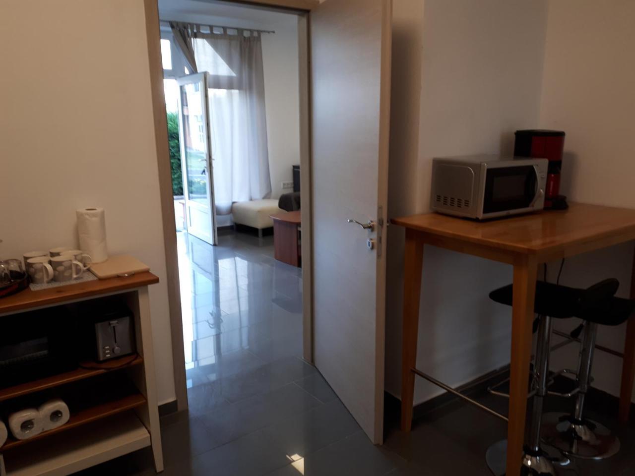 Kertvarosi Apartman Tiszaújváros 外观 照片